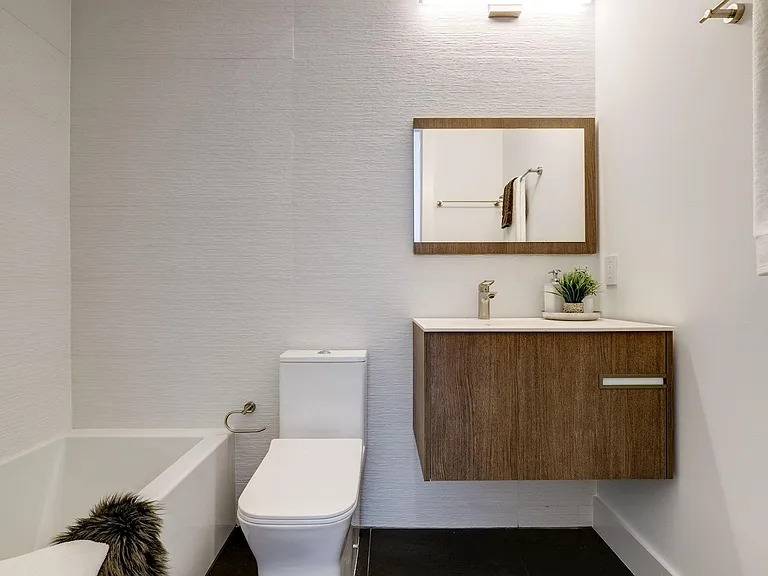 1424 Belmont St NW #9 — Photo 10