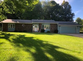 1105 Auth St, Durand, WI 54736