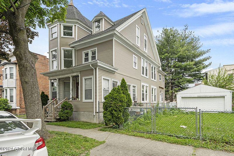 2nd image of 311 16th Street
