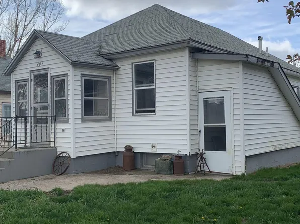 407 Palmer St, Miles City, MT 59301