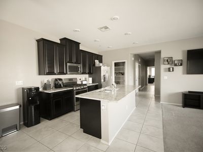 4465 Shimmering Skies St #2180, North Las Vegas, NV, 89031