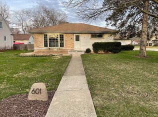 601 N Joyce St, Lombard, IL 60148