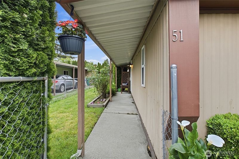 4th image of 725 37th Street SE #51