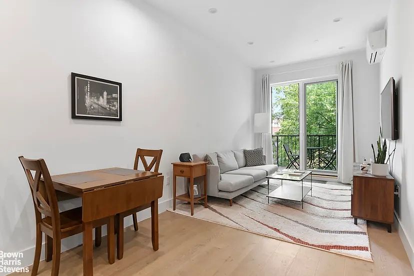 1st image of 258 Winthrop St #4A