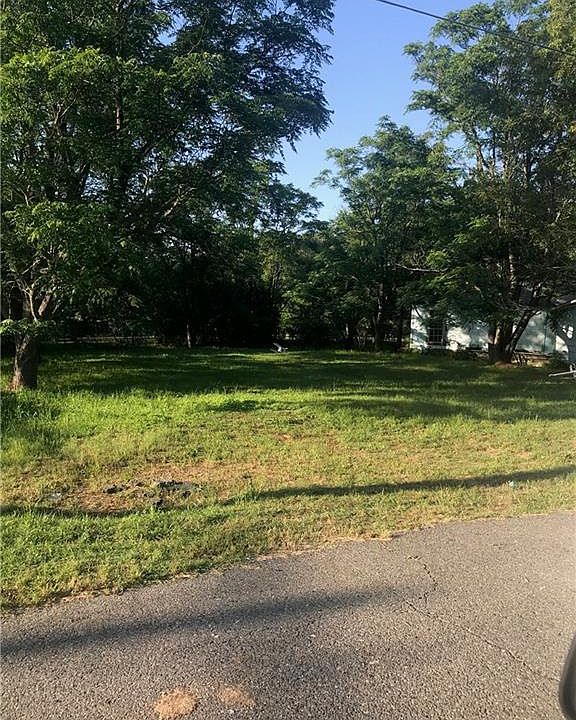 2nd image of 1421 Khiwah Ave