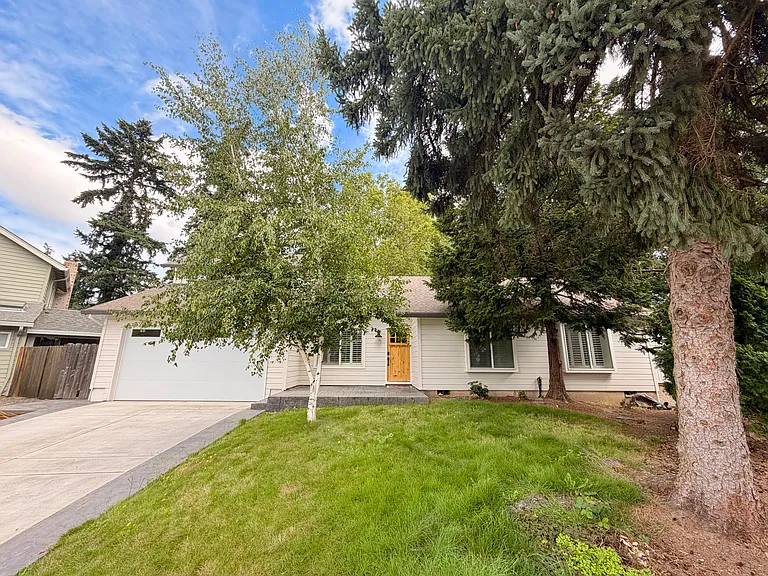 1354 SE 51st Ave — Photo 3