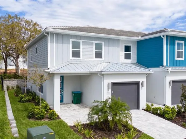 7845 Spectrum Dr, Kissimmee, FL 34747