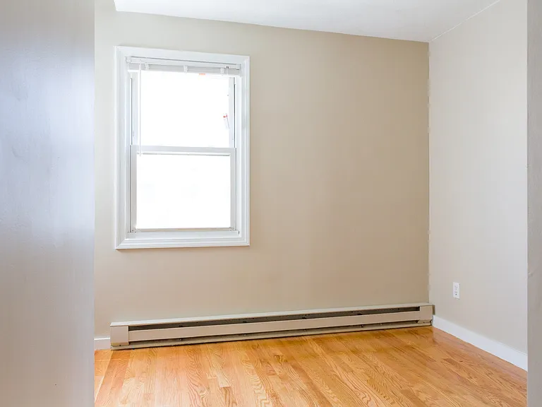 41 Marion St — Photo 14