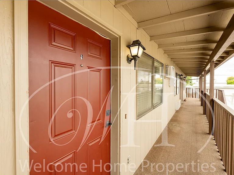 1200 SE Broadway Ave — Photo 4