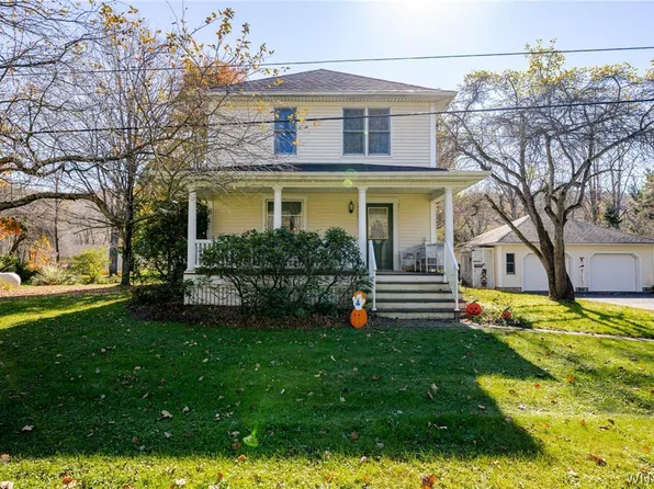 5029 Humphrey Rd, Great Valley, NY 14741