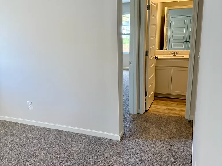 889 Moray Ln — Photo 21