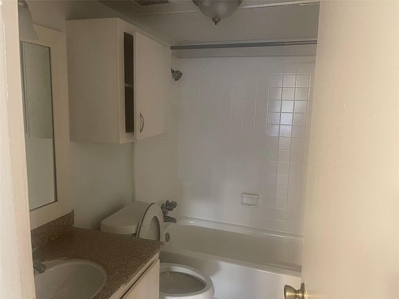5th image of 6200 W Tidwell Rd APT 1005