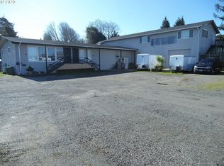 945 S 2nd St, Coos Bay, OR 97420