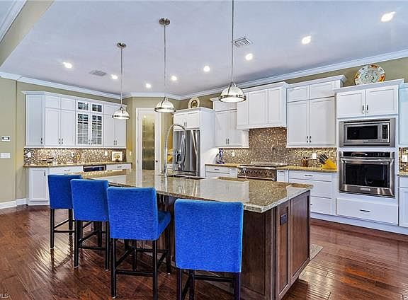 5th image of 22933 Forest Edge Ct