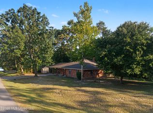 139 Ridgeview Dr, Carriere, MS 39426