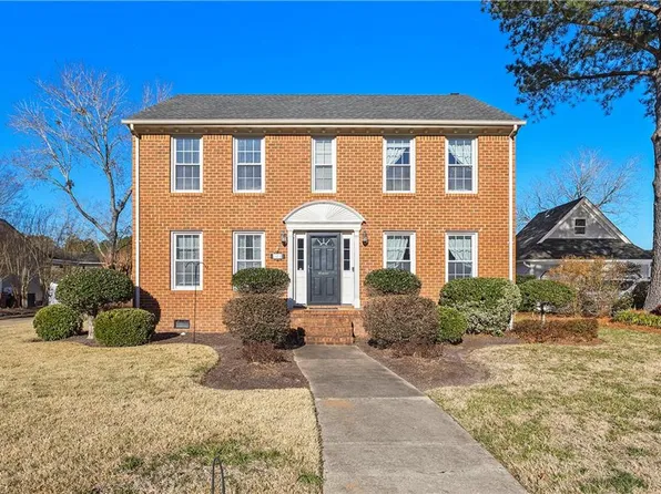 344 Barcelona Dr, Chesapeake, VA 23322