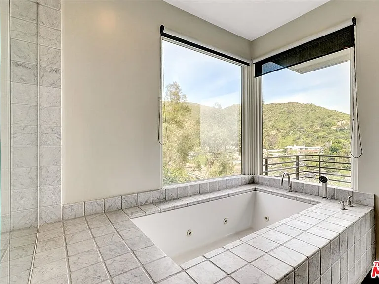 3850 Rambla Orienta — Photo 34