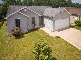 8422 Golden Spring Ct, Cedar Hill, MO 63016