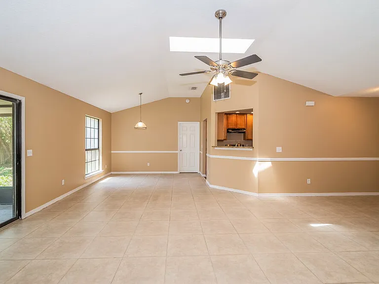 8536 Iron Mill Ct — Photo 7
