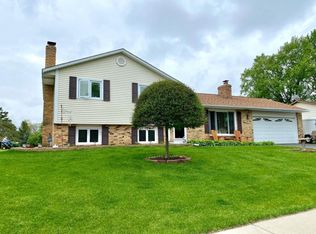 4518 142nd St W, Apple Valley, MN 55124