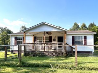 1109 Camp Austin Rd, Oakdale, TN 37829