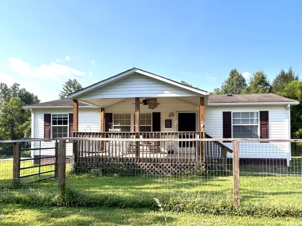 1109 Camp Austin Rd, Oakdale, TN 37829