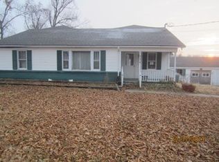 224 Kingdom Hall Rd, Madisonville, KY 42431