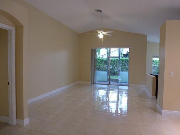 5th image of 2425 Pigeon Cay #1