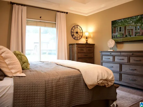 111 Grande View Cir, Maylene, AL 35114