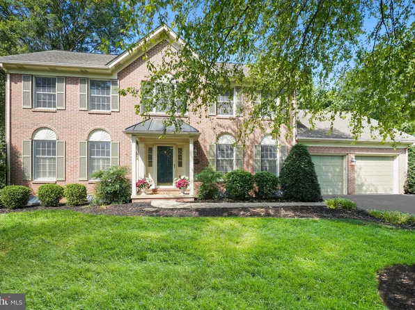 245 Braeburn Cir, Walkersville, MD 21793