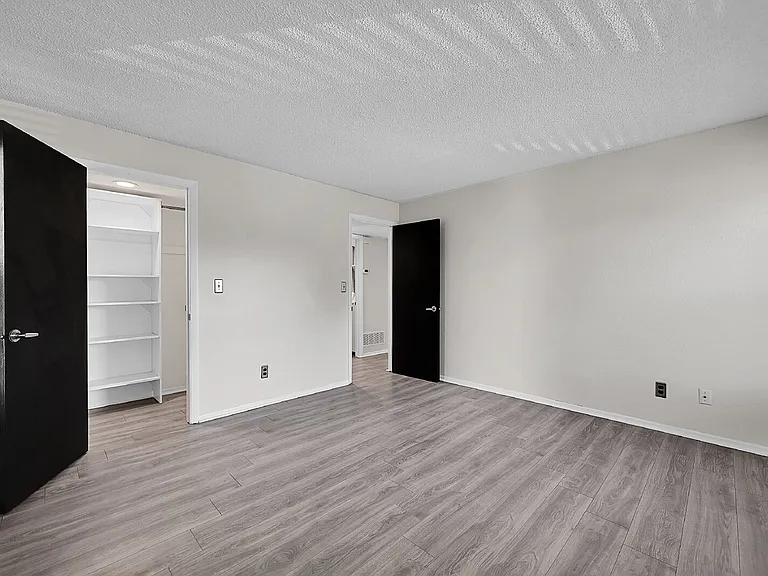148 W Rockrimmon Blvd #201 — Photo 15