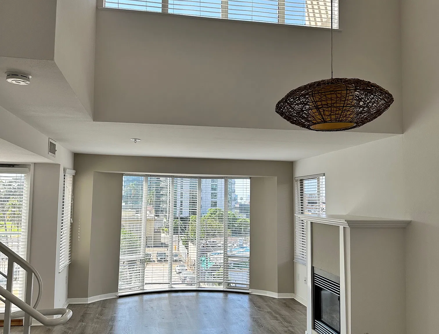2 bed, 1400 sqft, $4,095 — Photo 3