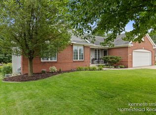 4194 Little Star Ct SW, Grandville, MI