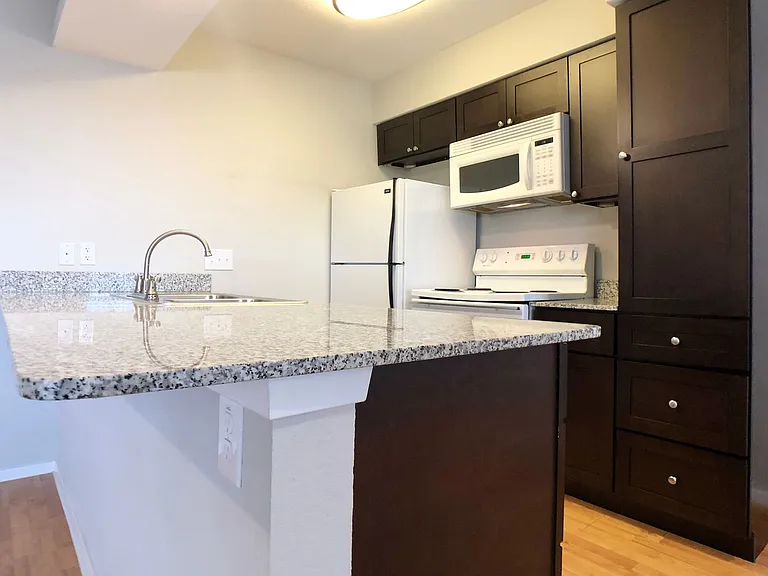 910 Duncan Ln #64 — Photo 2