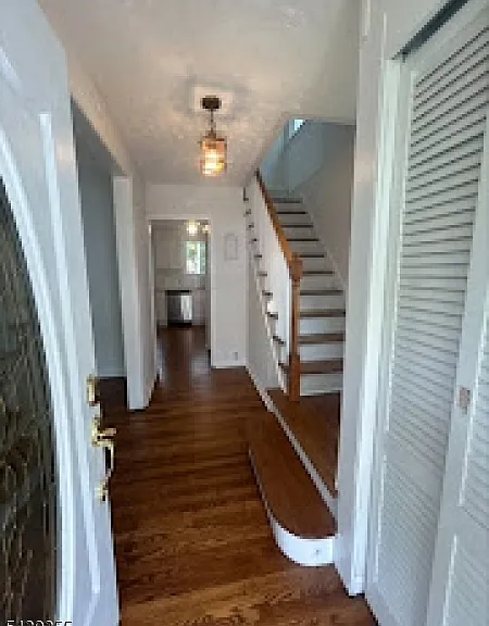 31 Garden St — Photo 3