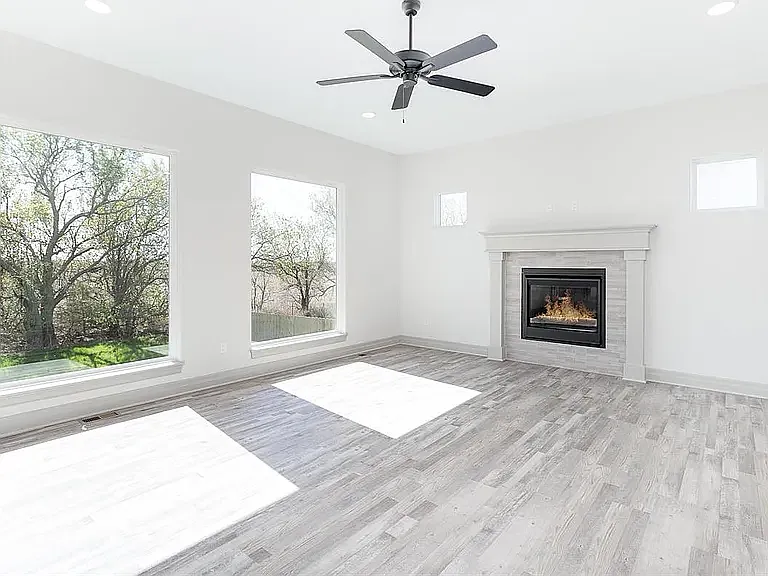 8421 E Bradford St — Photo 3
