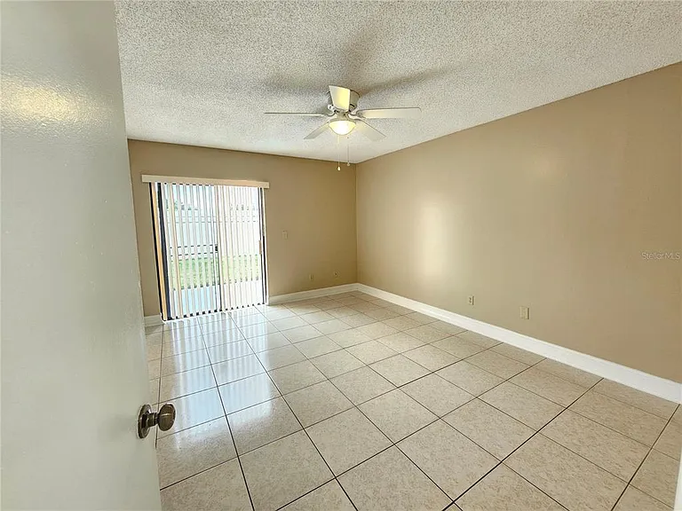 1024 Whalebone Bay Dr — Photo 18