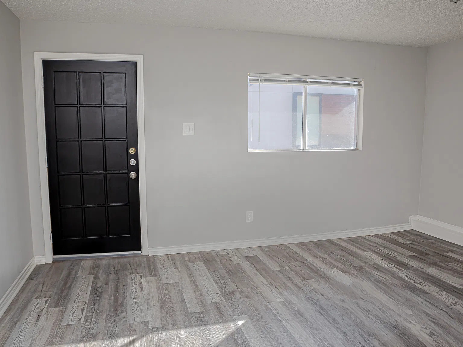 Merwin Street Apartments - 4804 - 04 — Photo 4