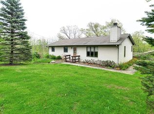 W3905 East Rd, Lake Geneva, WI 53147