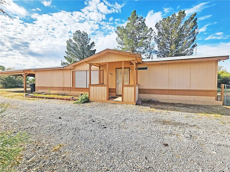 1441 W Betty Ave #1