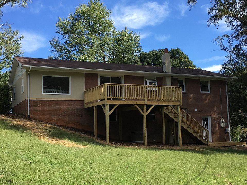 1555 Old Farm Dr, Hickory, NC 28602 Zillow