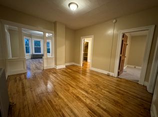 25 Oak St E #B, Franklin, NH 03235