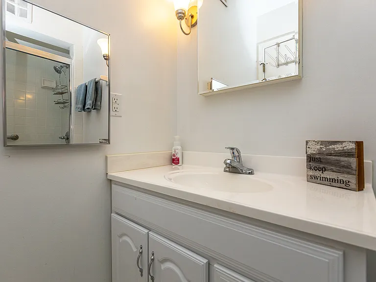 1036 Armstrong Mill Rd #B — Photo 5