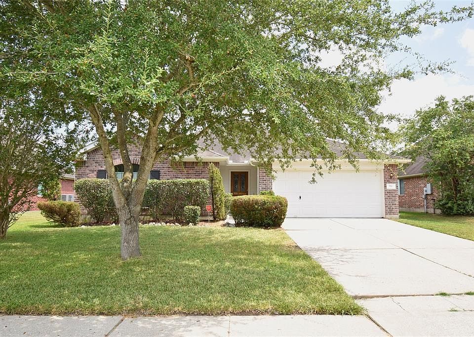 1st image of 306 Cedar Branch Dr