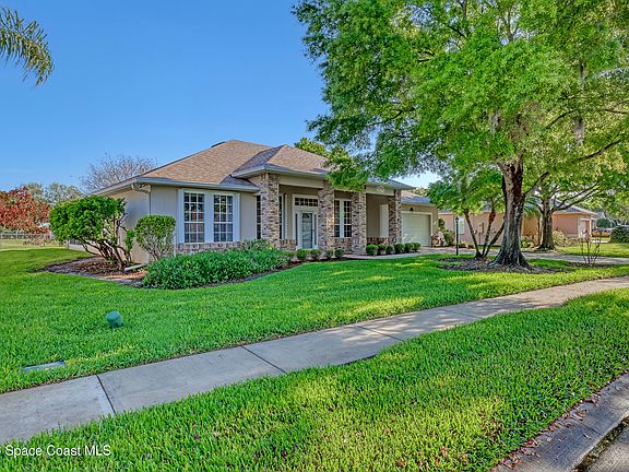 4th image of 920 Spring Oak Dr