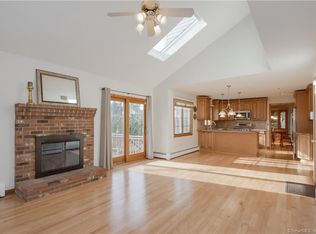 125 Sedgwick Rd, West Hartford, CT 06107