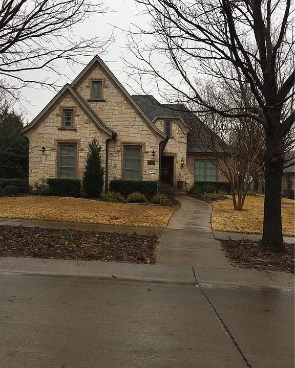1st image of 110 Bartram Ln