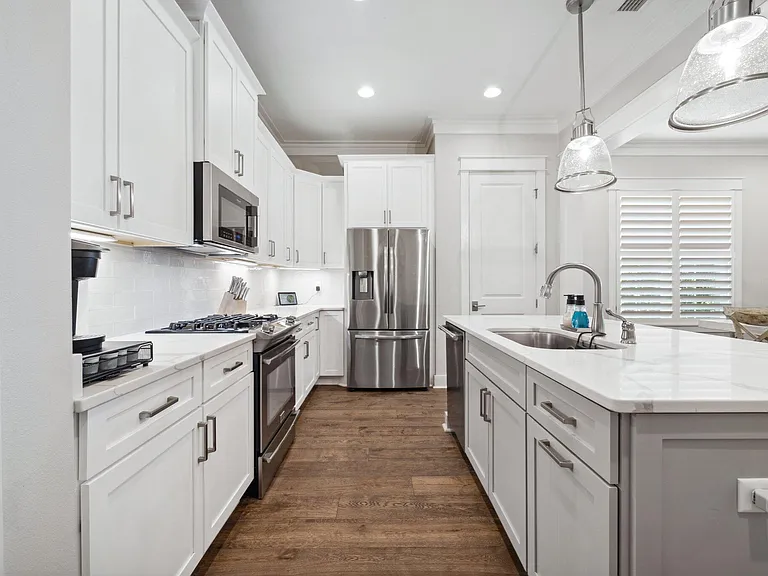 327 Cobalt Ln — Photo 6