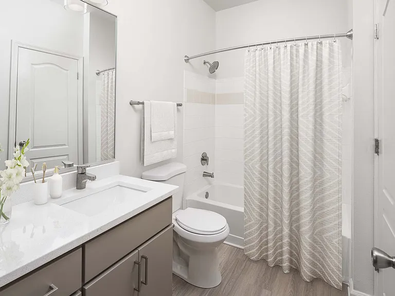 Camden Westwood — Photo 21