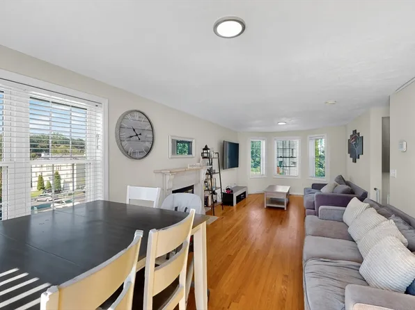 40 Sophia Dr, Worcester, MA 01607